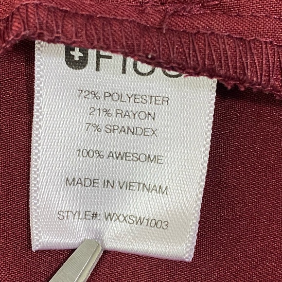 FIGS Scrub Top Womens Size XXL Burgundy Red Rafaela Sleeveless V-Neck Medical - Picture 8 of 9